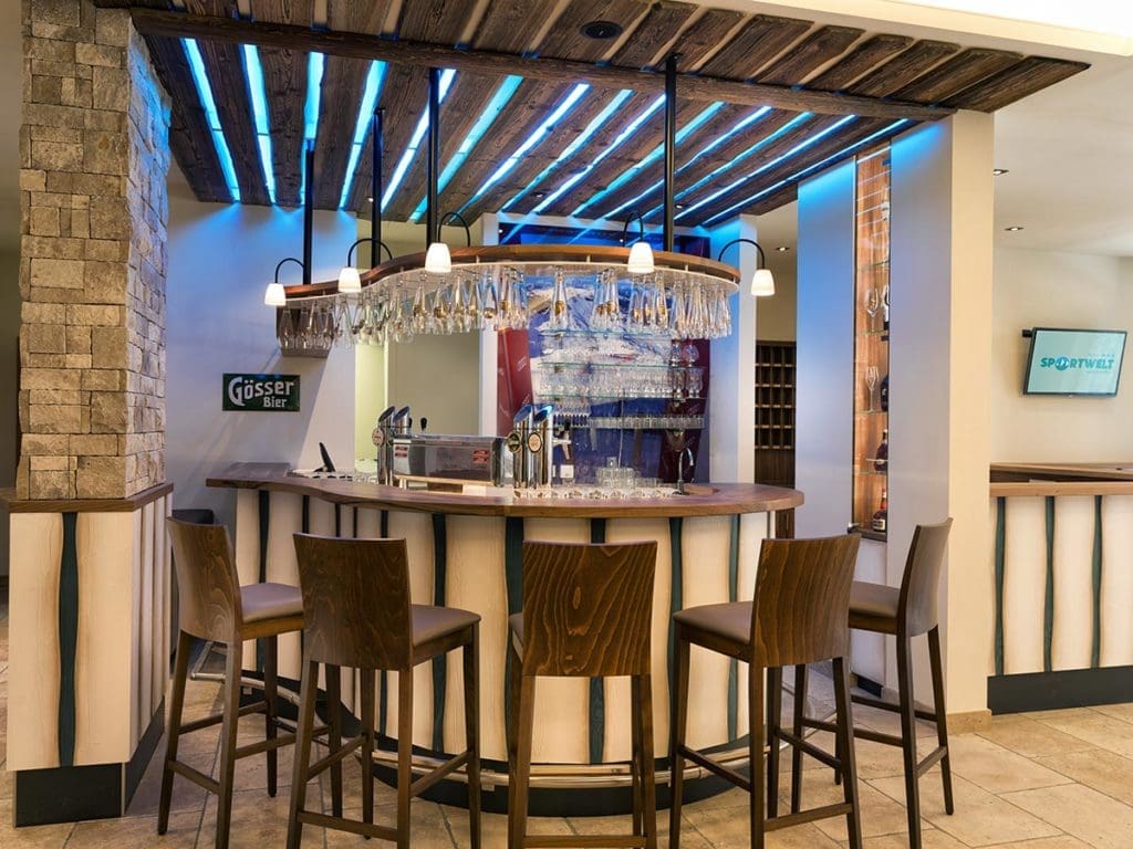 Hotelbar · Hotel Sportwelt, BildergalerieHotelbar · Hotel Sportwelt, Bildergalerie